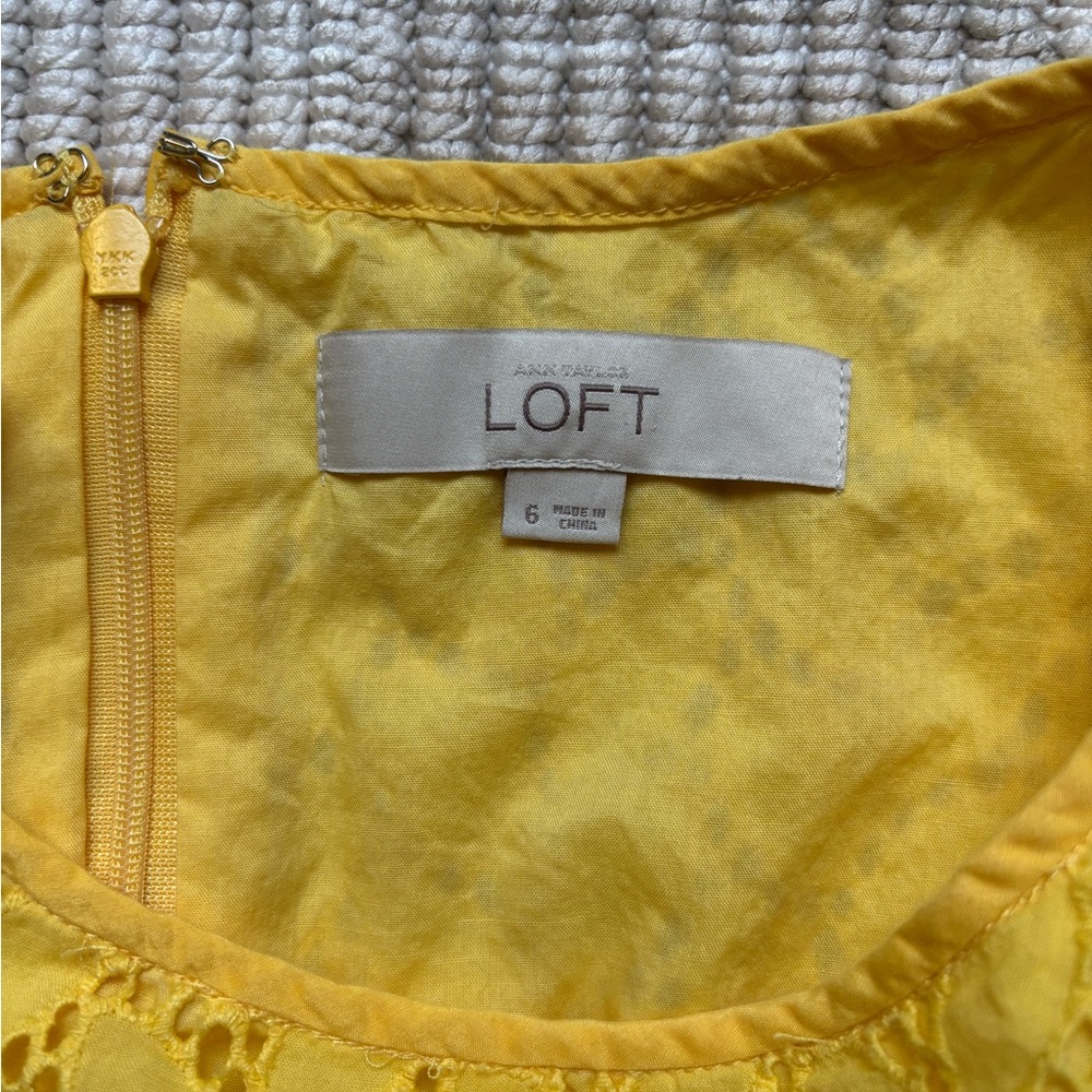 LOFT Yellow Eyelet Lace Sleeveless Dress | Women’s Size 6 | Midi / Knee-Length - Picture 3 of 6